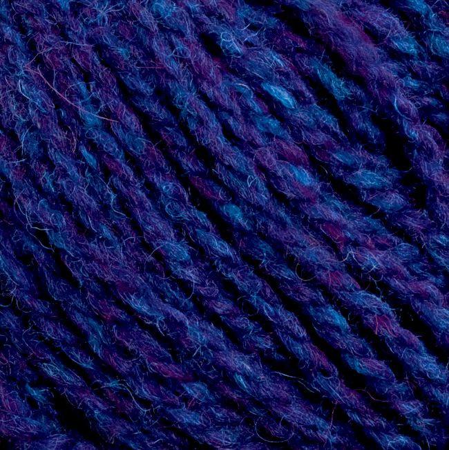 HD Highland wool yarn